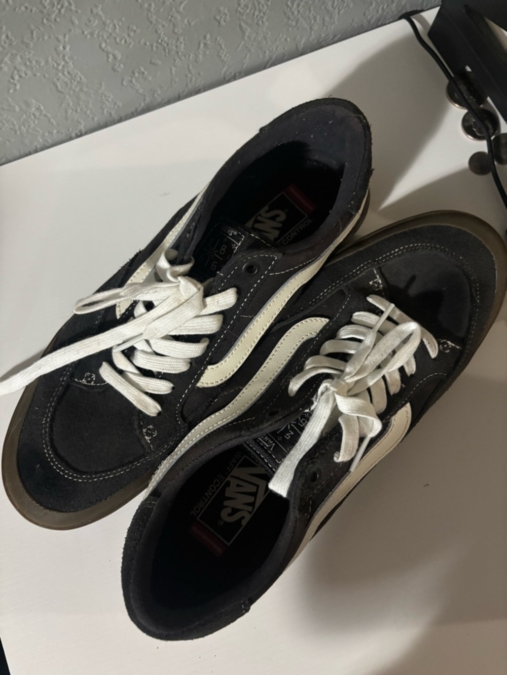 Vans Black and White Old Skool Low-Top Sneakers - Picture 5 of 10